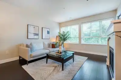 302 3110 DAYANEE SPRINGS BOULEVARD, Coquitlam BC V3E 2B4