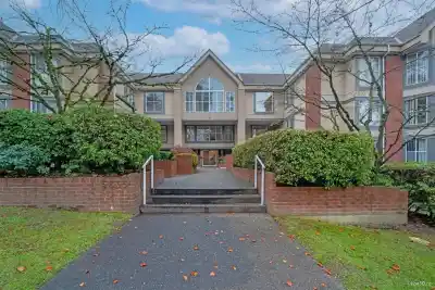 2 5635 PATTERSON AVENUE, Burnaby BC V5H 2M6
