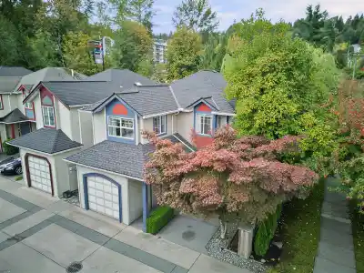 4 2123 CLARKE STREET, Port Moody BC V3H 1Y5