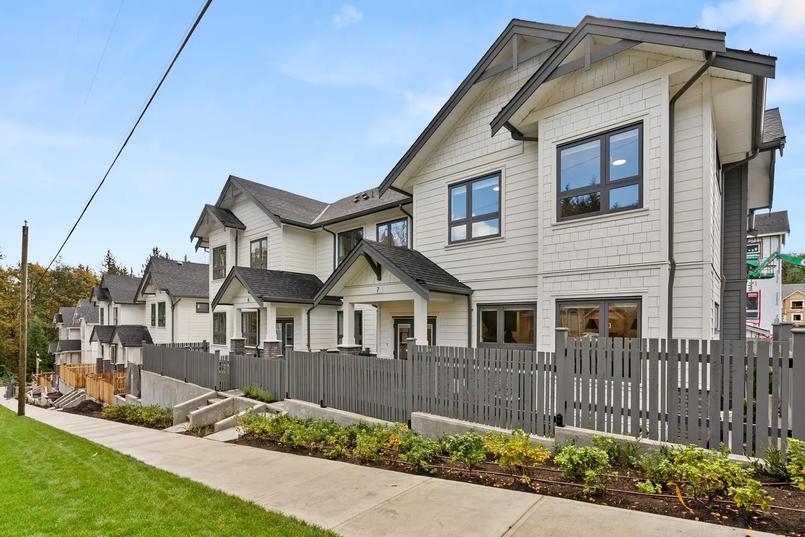 5 16358 90 AVENUE, Surrey BC V4N 1A1