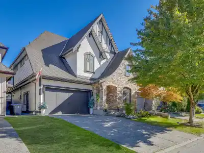 2560 163 STREET, Surrey BC V3Z 6X7