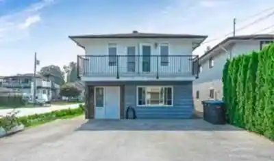 1818 FRASER AVENUE, Port Coquitlam BC V3B 1N1