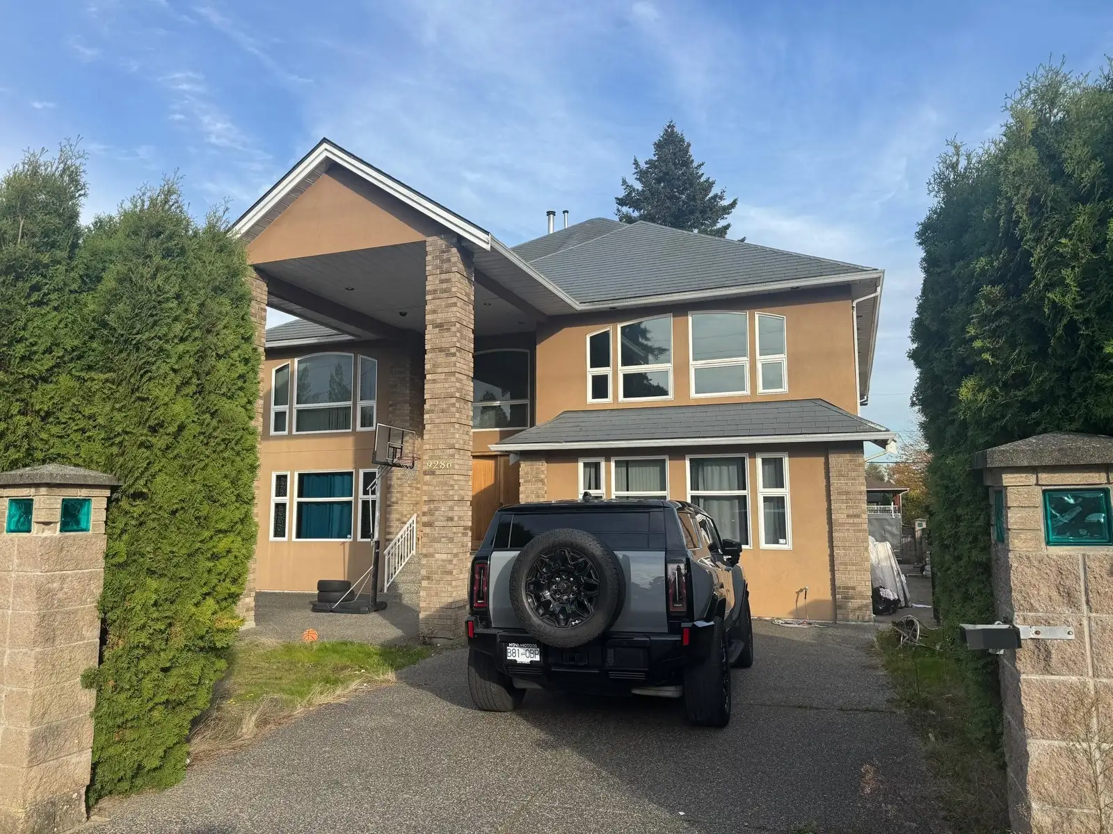 9286 126 STREET, Surrey BC V3V 5C1