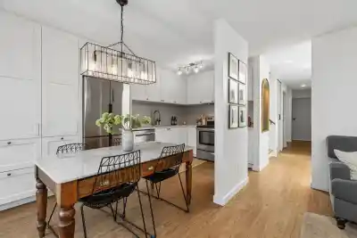 2509 BURIAN DRIVE, Coquitlam BC V3K 5W8