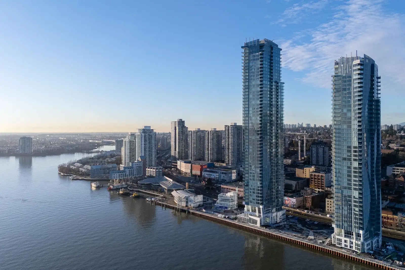 1808 660 QUAYSIDE DRIVE, New Westminster BC V3M 0P1