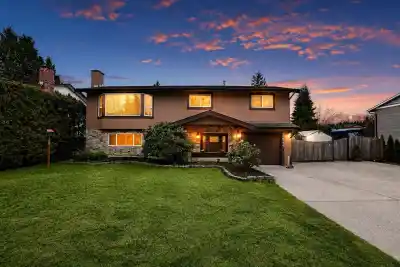 19714 36 AVENUE, Langley BC V3A 7G1