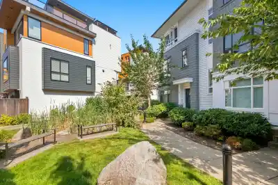 707 16525 WATSON DRIVE, Surrey BC V4N 6S1