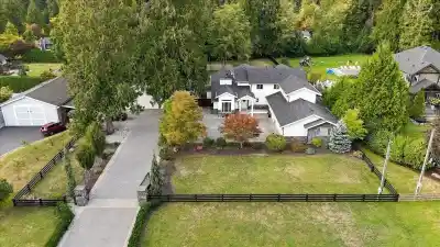 24155 124 AVENUE, Maple Ridge BC V4R 1N3
