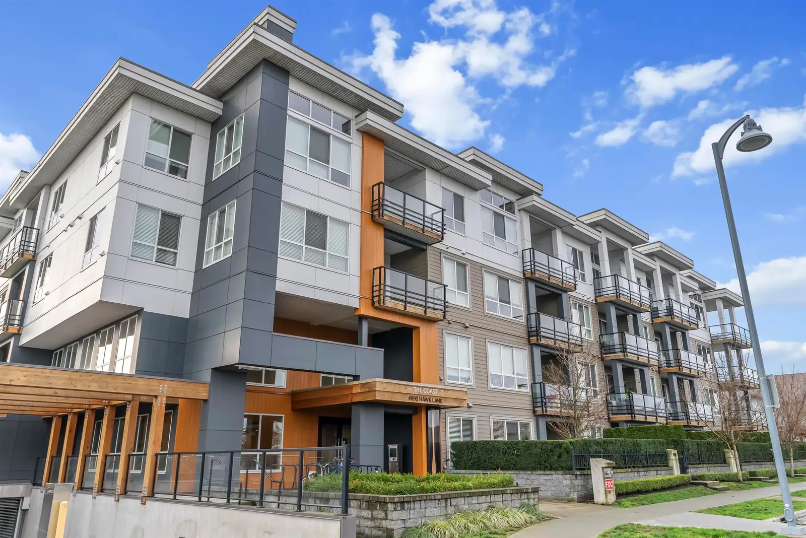 213 4690 HAWK LANE, Tsawwassen BC V4M 0C4