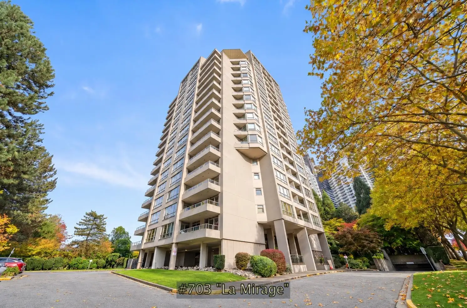 703 6070 MCMURRAY AVENUE, Burnaby BC V5H 4J3