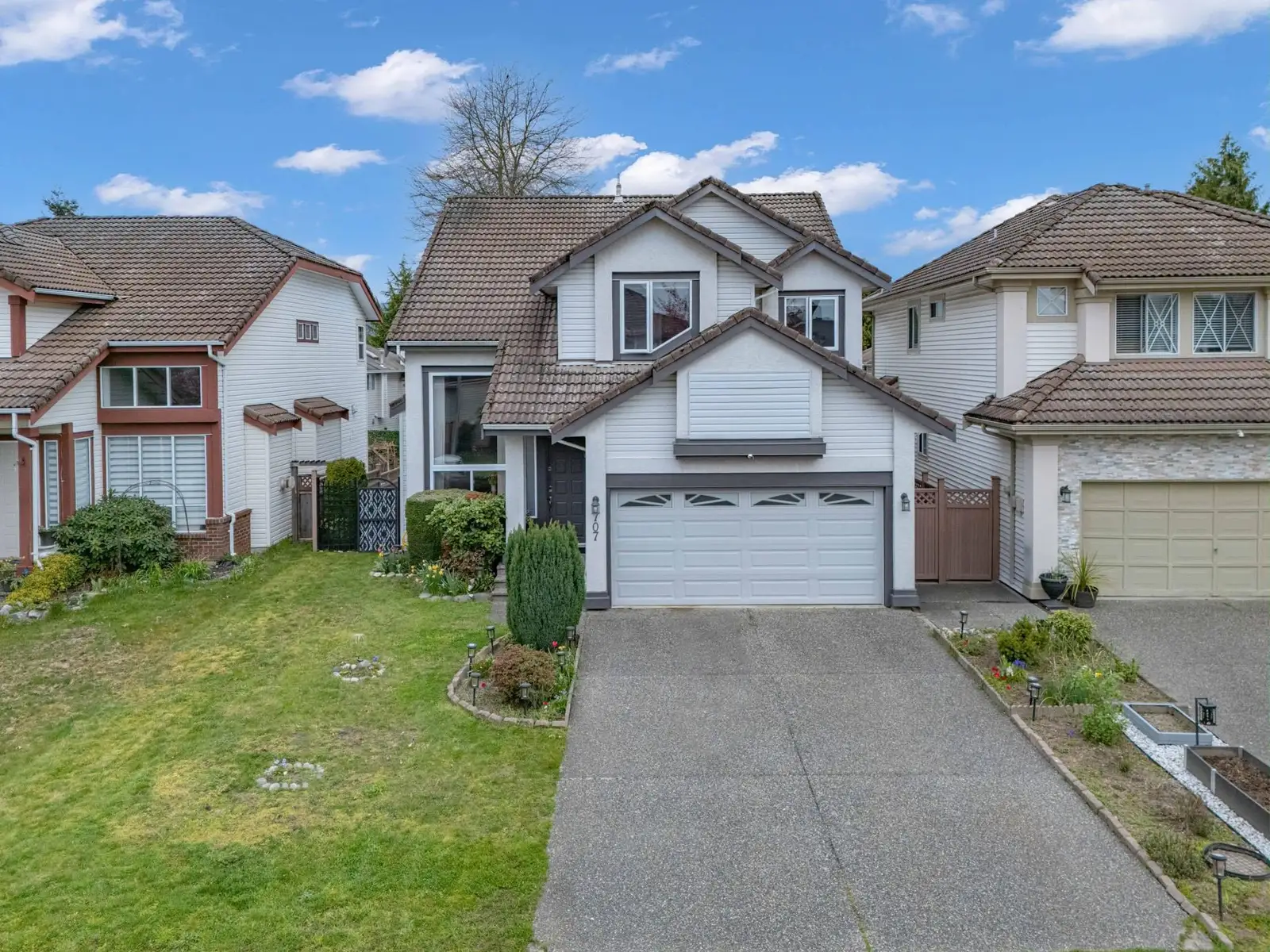 707 OMINECA AVENUE, Port Coquitlam BC V3B 7N9