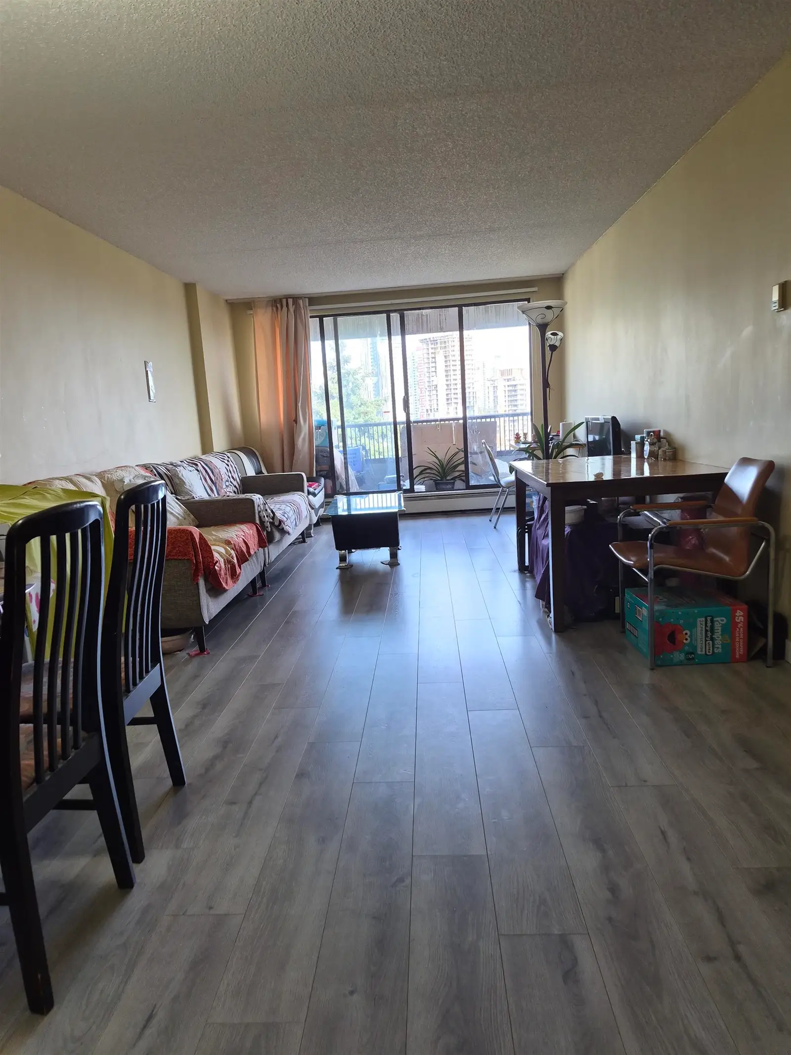 1404 6595 WILLINGDON AVENUE, Burnaby BC V5H 4E5