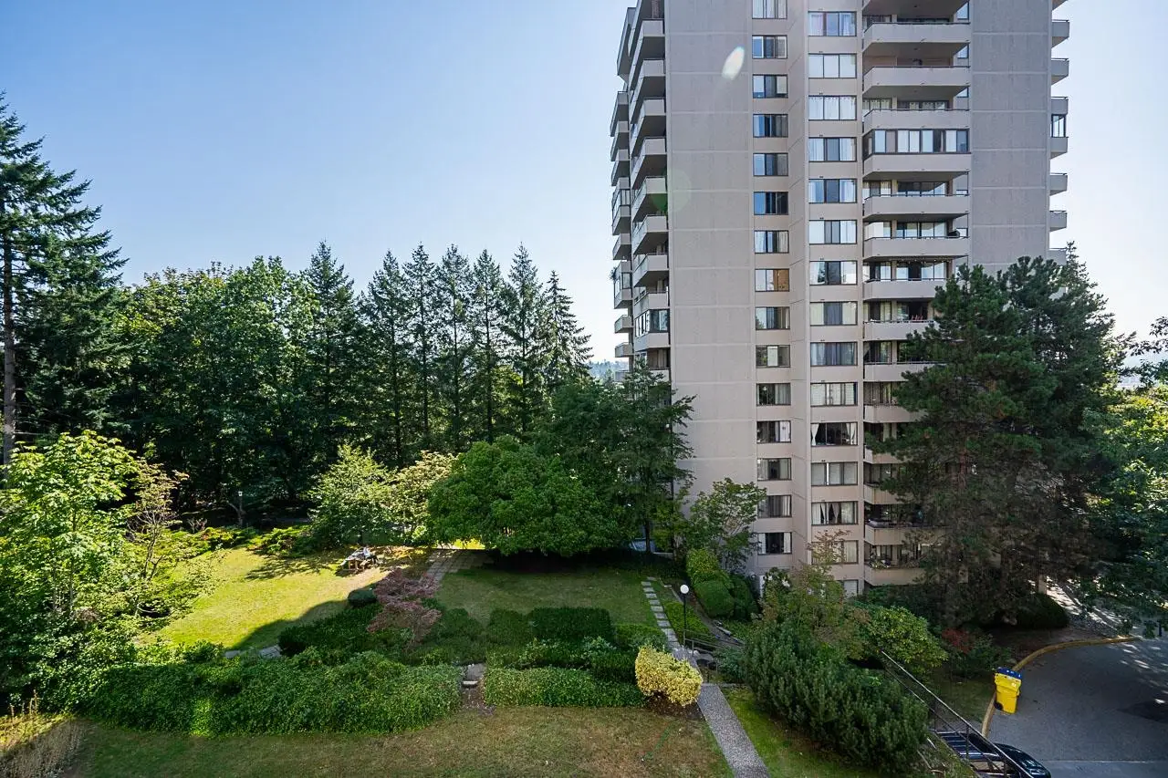 404 2020 BELLWOOD AVENUE, Burnaby BC V5B 4P8