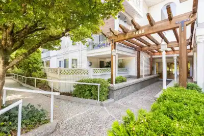 105 3088 FLINT STREET, Port Coquitlam BC V3B 4H5