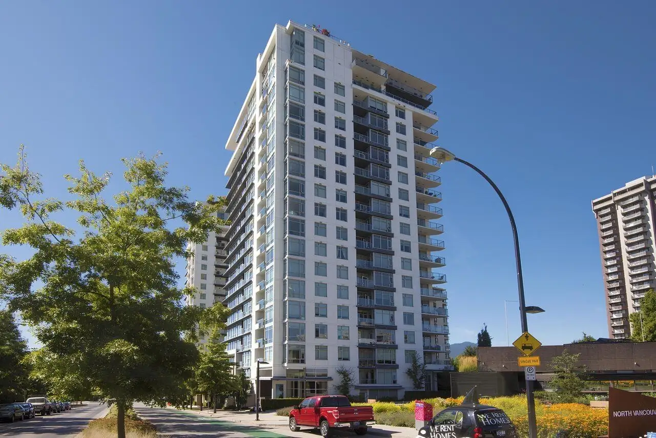 402 158 W 13TH STREET, North Vancouver BC V7M 0A7