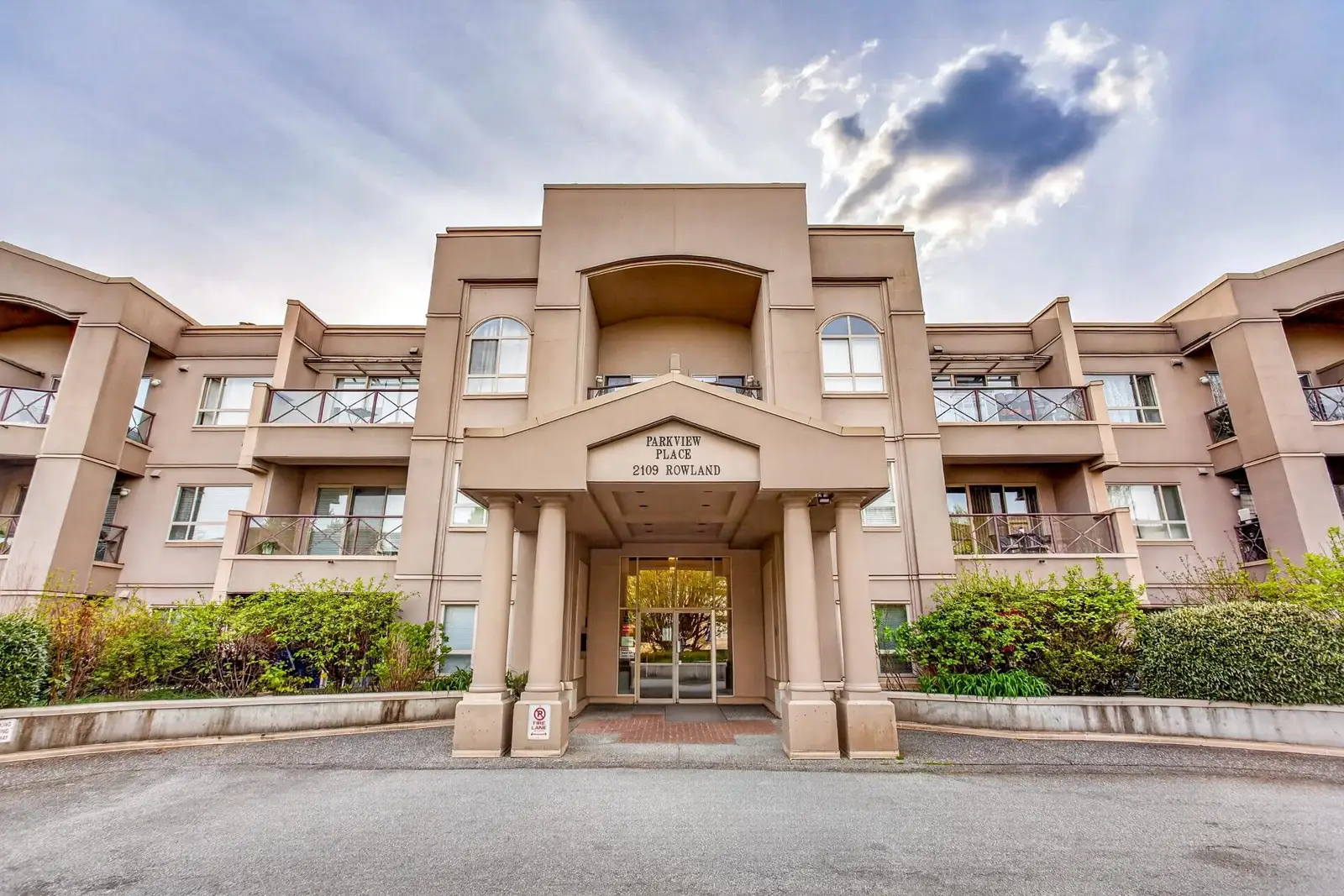 125 2109 ROWLAND STREET, Port Coquitlam BC V3C 6J4