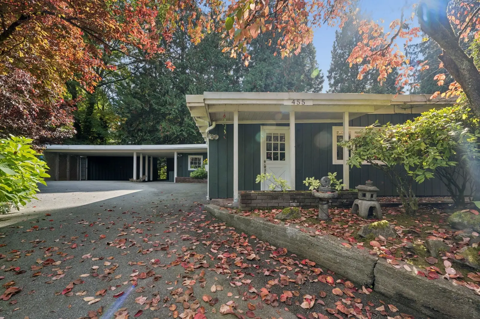455 MACBETH CRESCENT, West Vancouver BC V7T 1V8