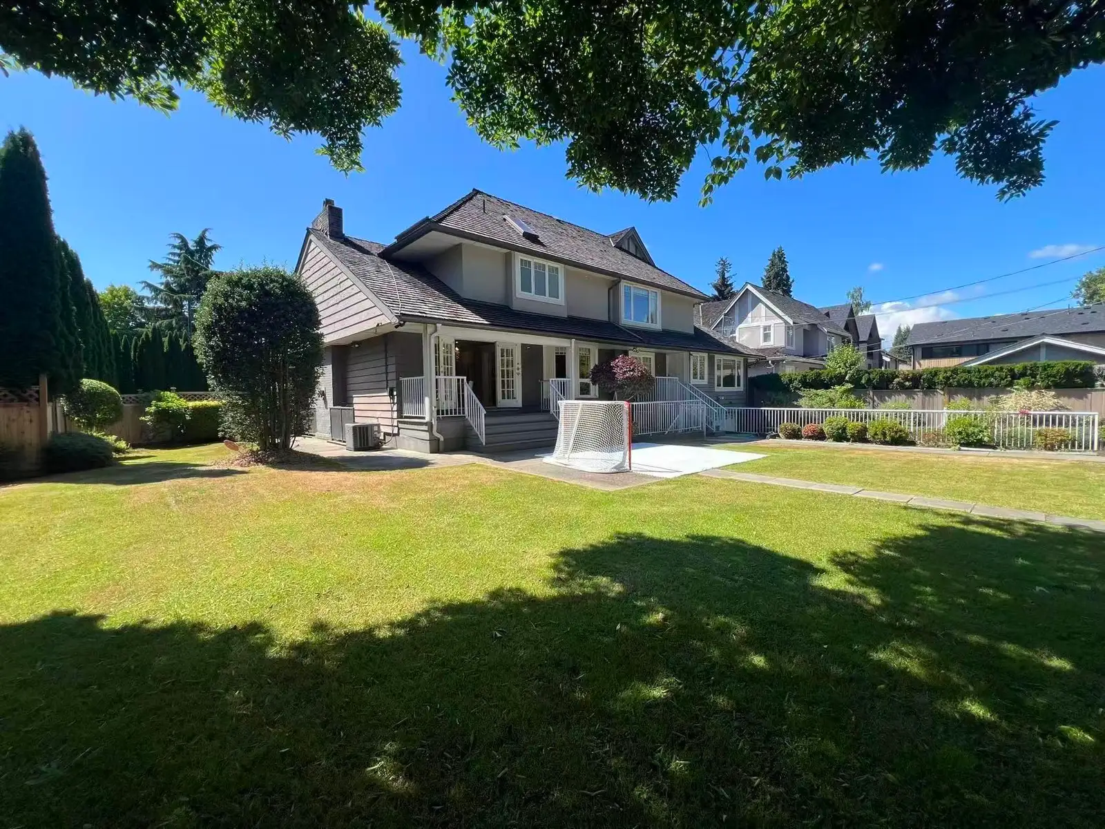 5088 GRANVILLE STREET, Vancouver BC V6M 3B4