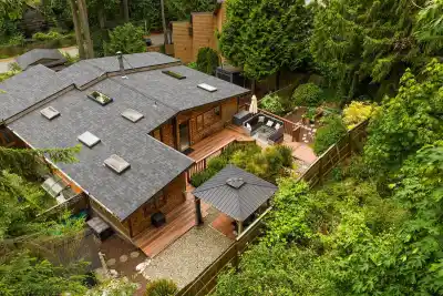 1222 MILLER ROAD, Bowen Island BC V0N 1G1