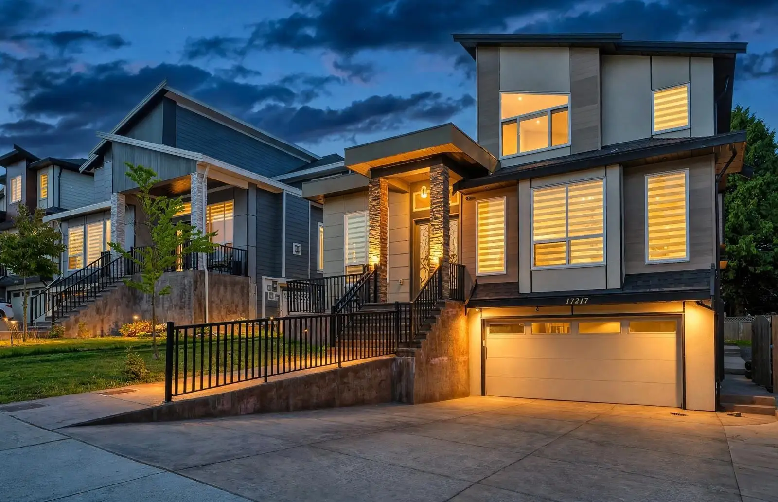 17217 59 AVENUE, Surrey BC V3S 8T7