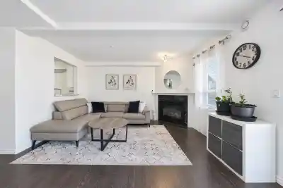 107 15241 18 AVENUE, Surrey BC V4A 1W9