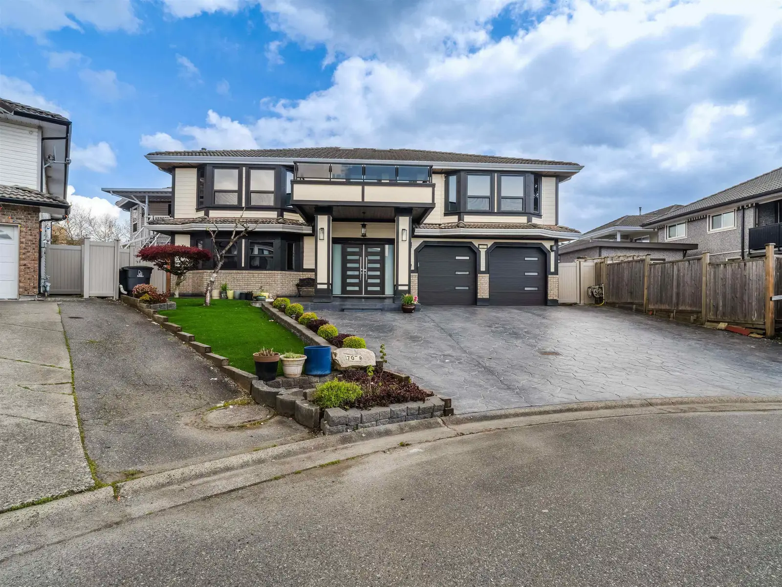 7078 126A STREET, Surrey BC V3W 6G3