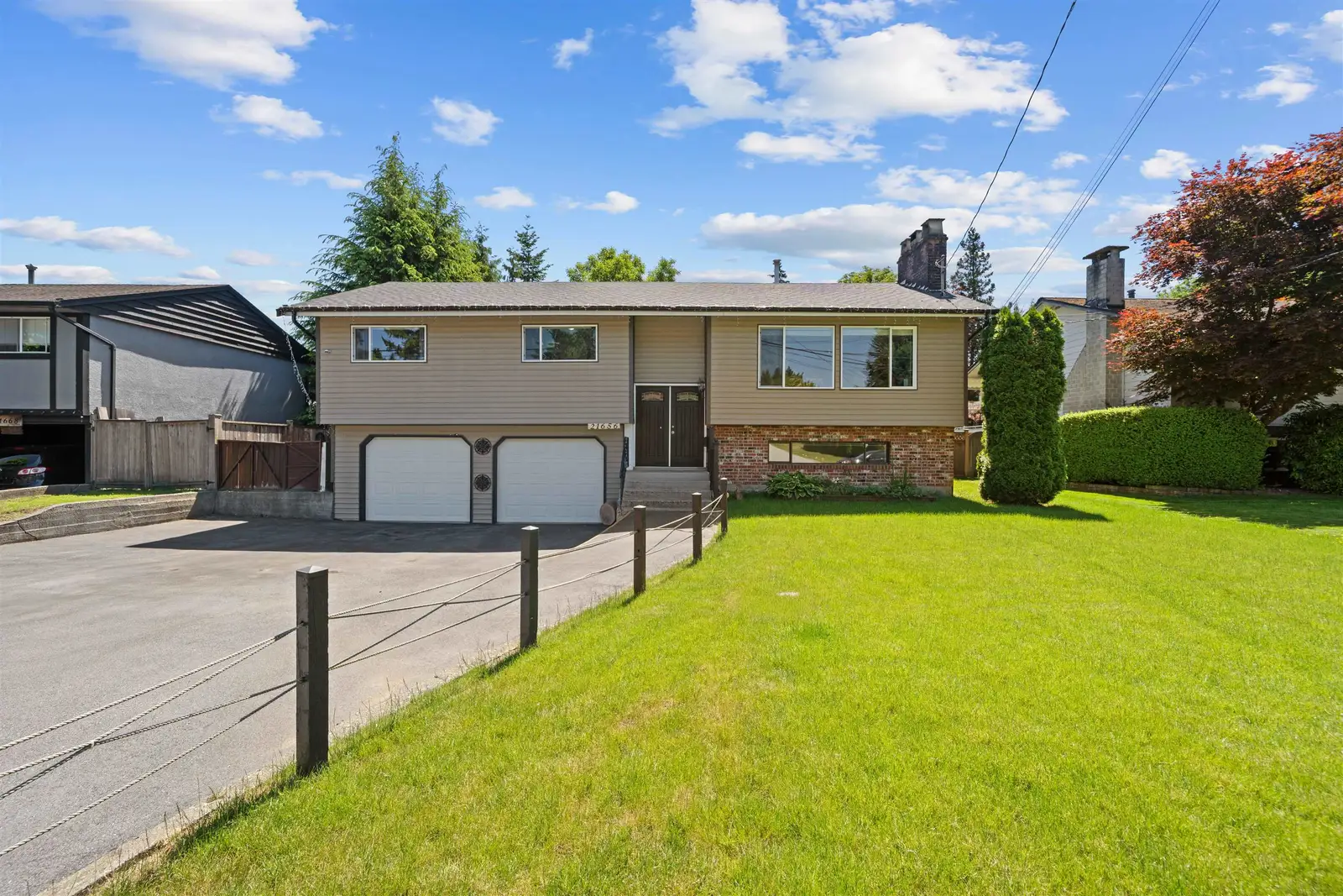 21656 DONOVAN AVENUE, Maple Ridge BC V2X 3A3