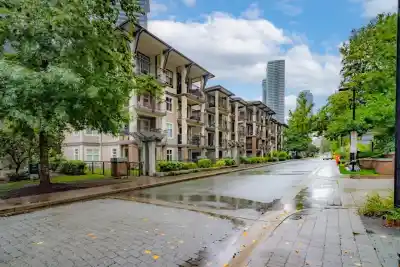 315 4788 BRENTWOOD DRIVE, Burnaby BC V5C 0C5