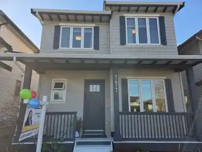 7477 197 STREET, Langley BC V2Y 3R6