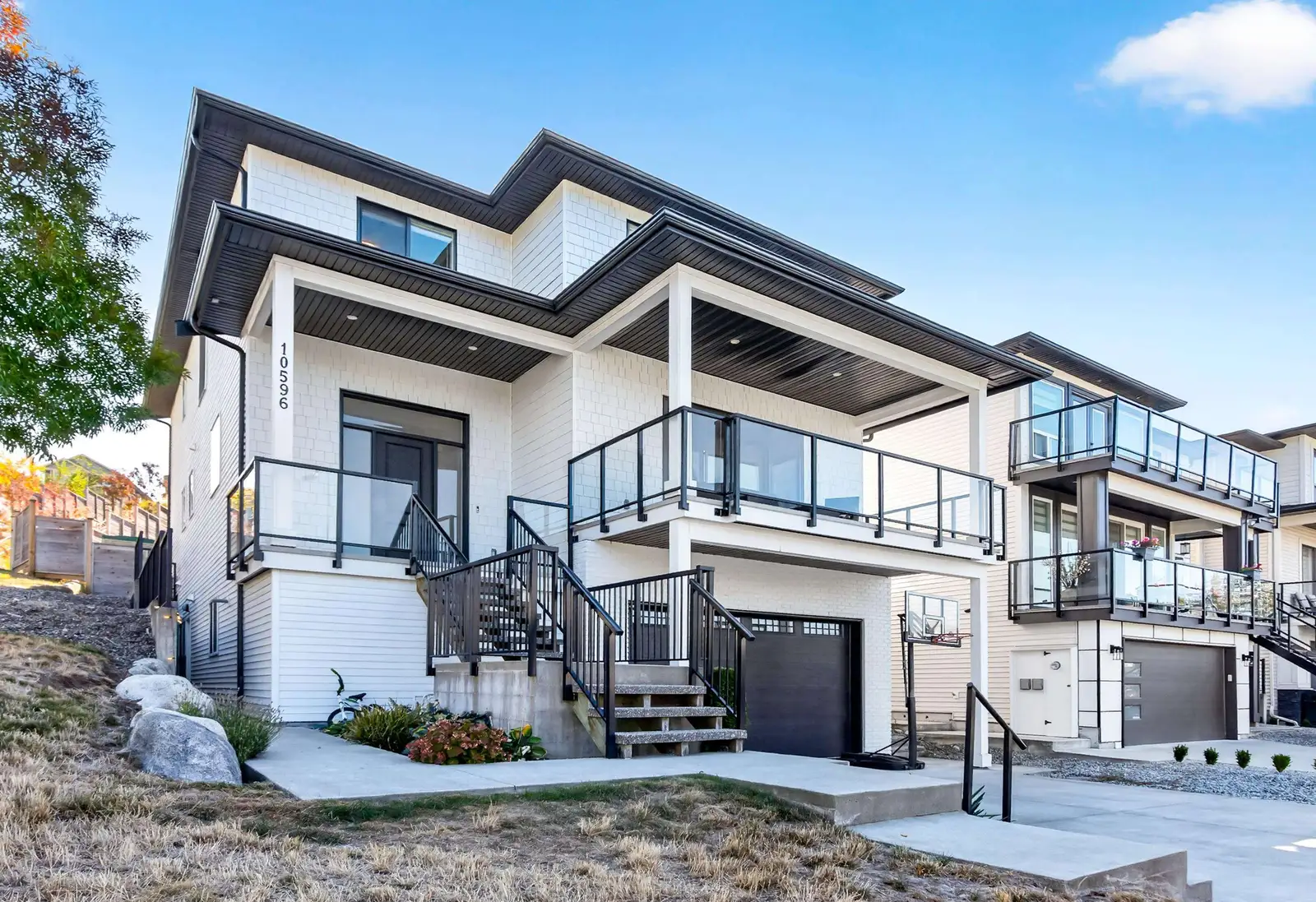 10596 MCVEETY STREET, Maple Ridge BC V2W 0K3