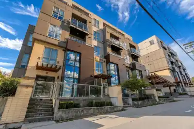 B107 9689 140TH STREET, Surrey BC V3T 0P3