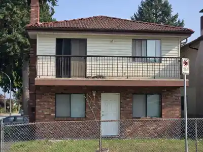 7405 4TH STREET, Burnaby BC V3N 4T4
