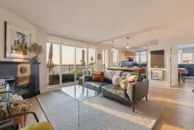 1208 10 LAGUNA COURT, New Westminster BC V3M 6W3