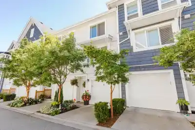28 3039 156 STREET, Surrey BC V3Z 6T5