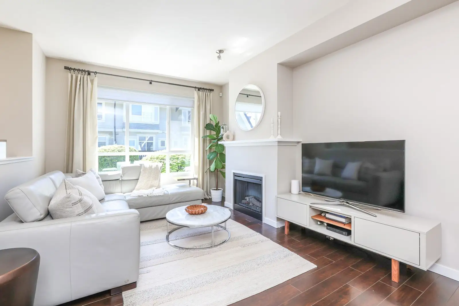 32 9133 SILLS AVENUE, Richmond BC V6Y 4H6