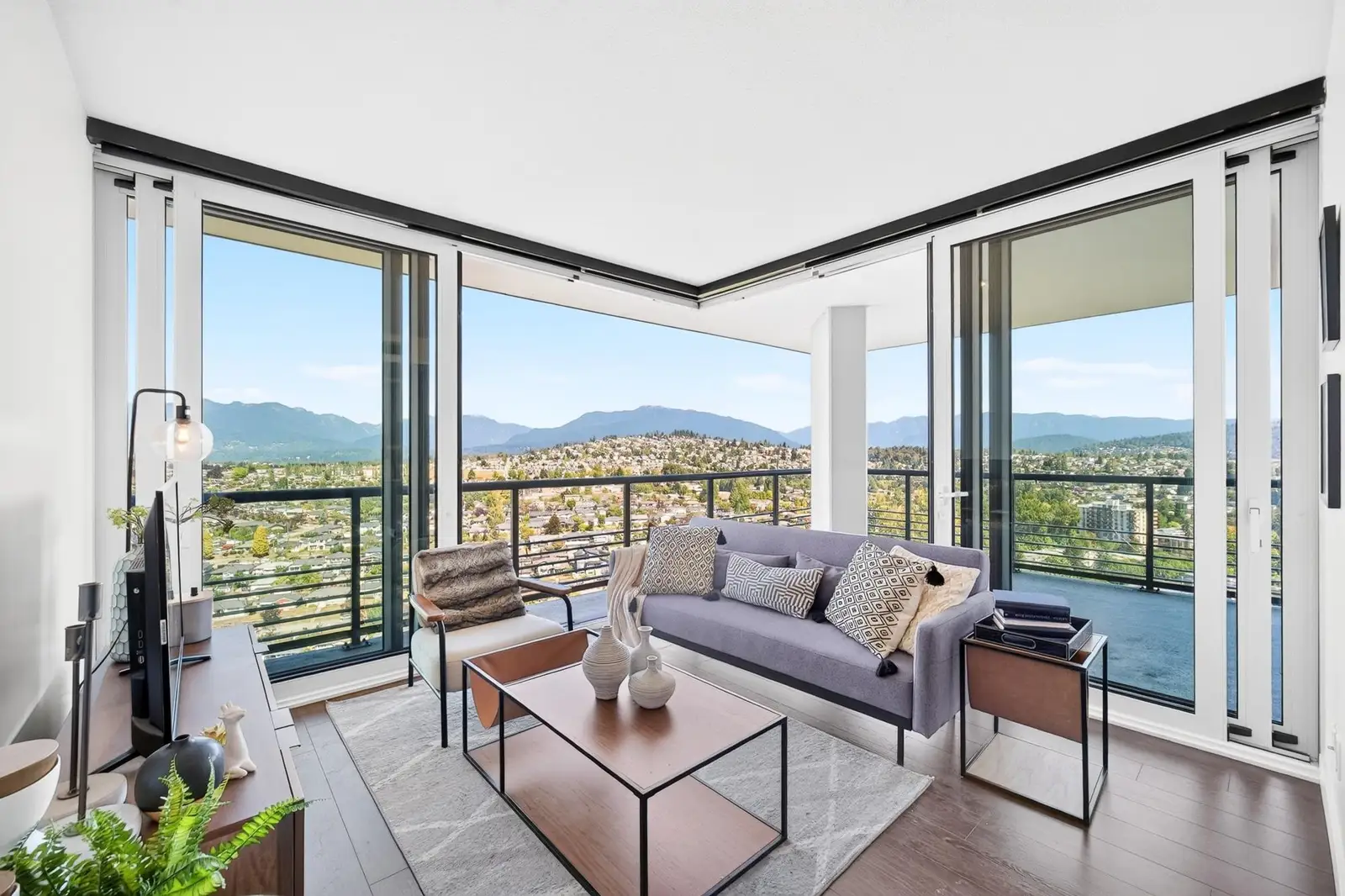 3008 4730 LOUGHEED HIGHWAY, Burnaby BC V5C 4A8