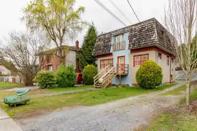 4939 SIDLEY STREET, Burnaby BC V5J 1T6