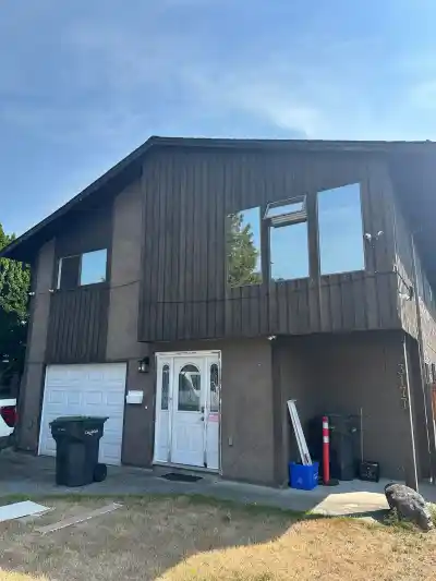 3177 TOBA DRIVE, Coquitlam BC V3B 6A3