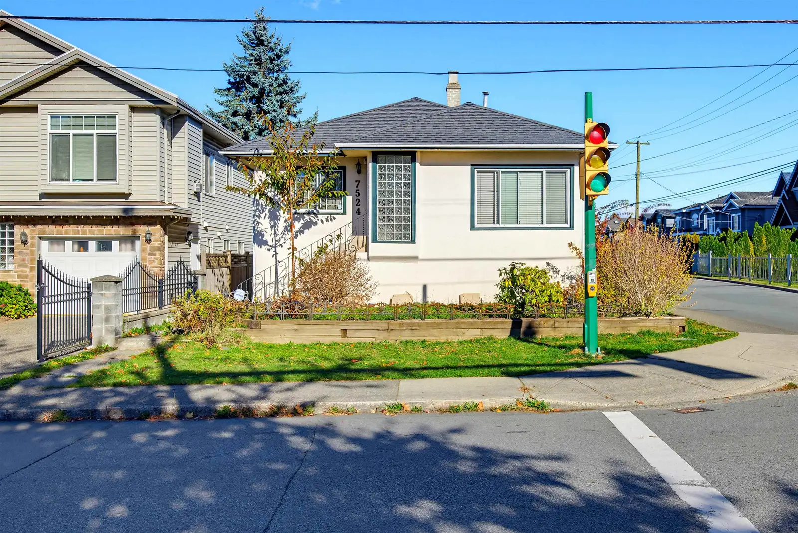 7524 4TH STREET, Burnaby BC V3N 3N9