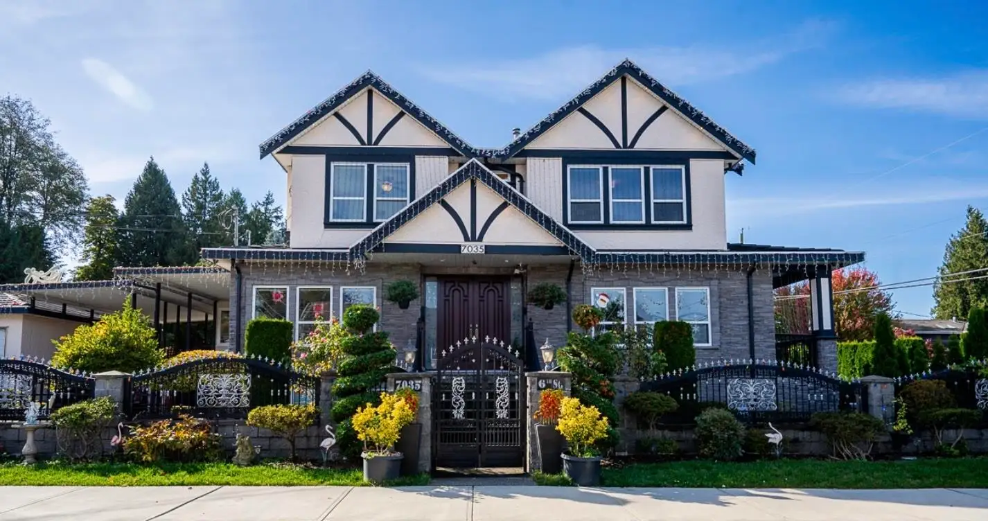 7035 6TH STREET, Burnaby BC V5E 3T4