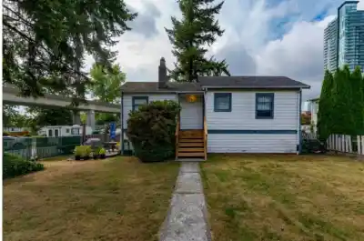 6891 BURLINGTON AVENUE, Burnaby BC V5J 4H3