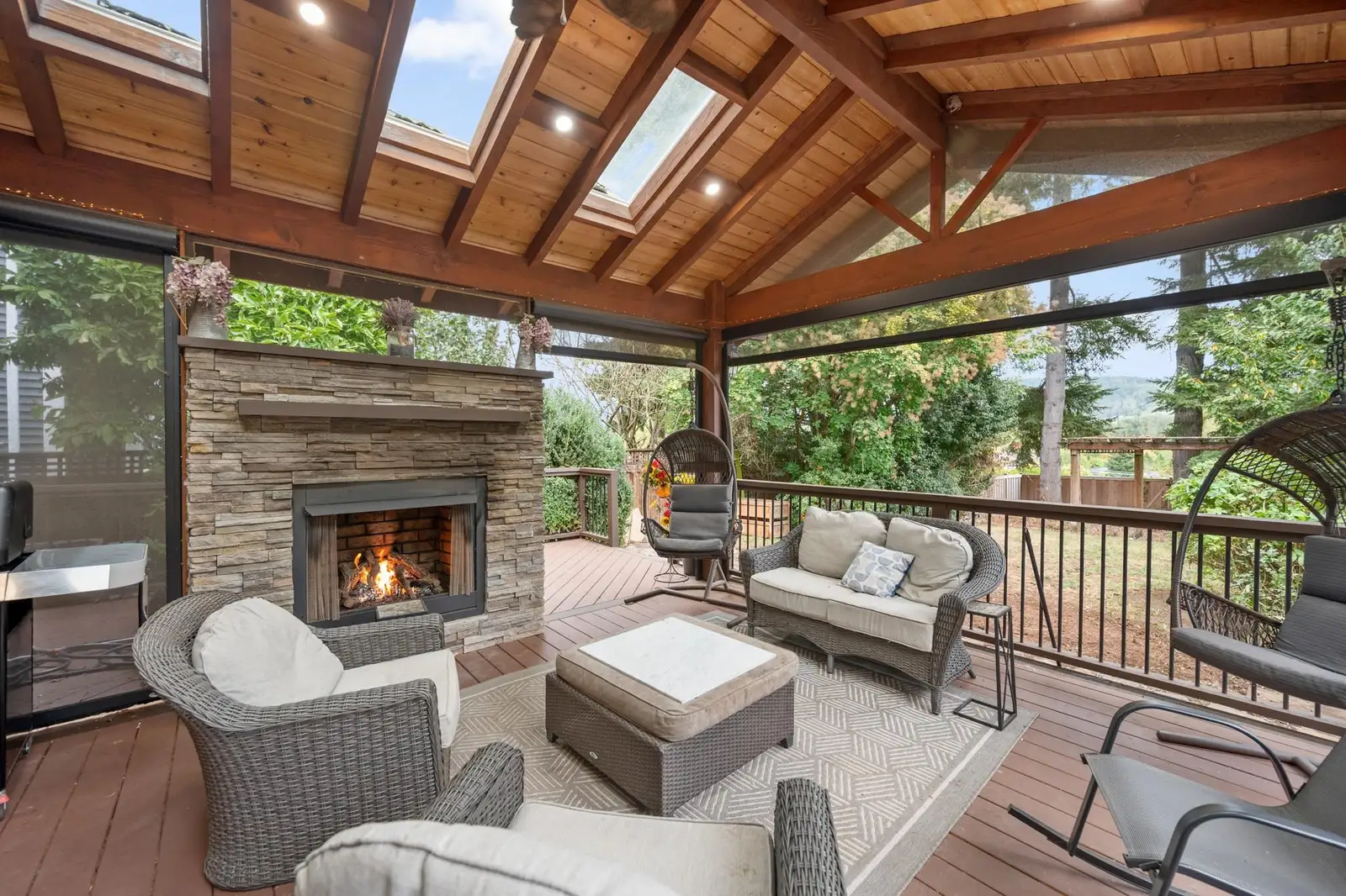 10574 239 STREET, Maple Ridge BC V2W 1X1