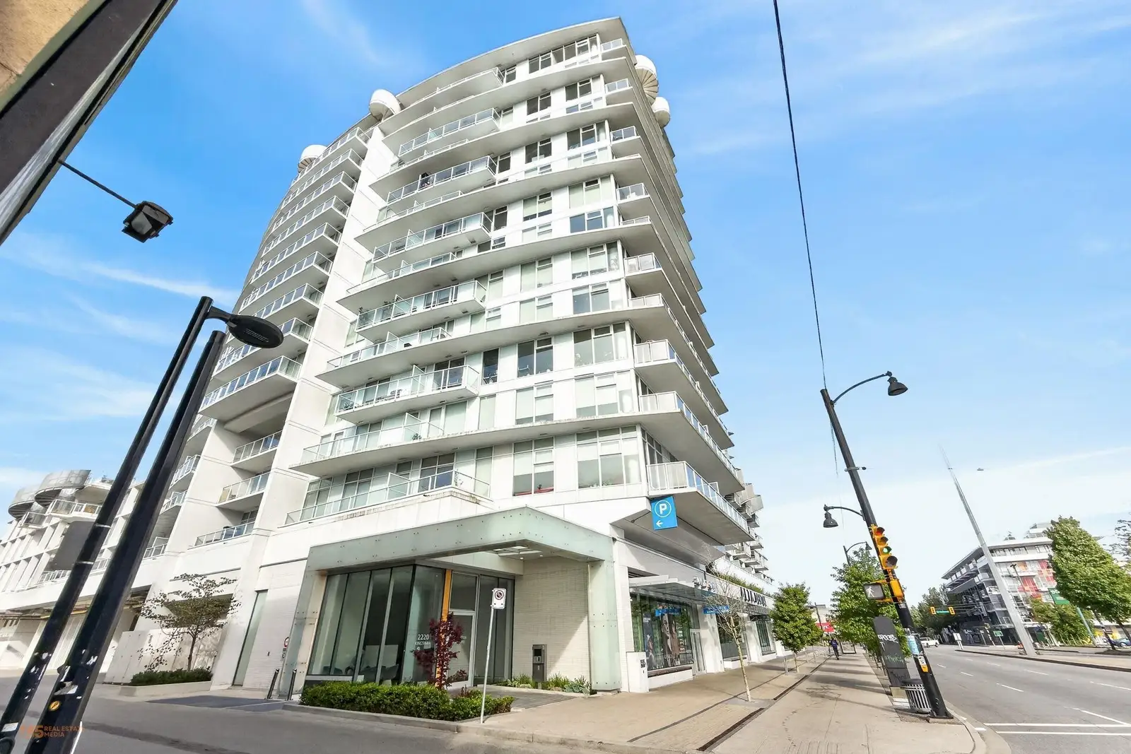312 2220 KINGSWAY, Vancouver BC V5N 2T7