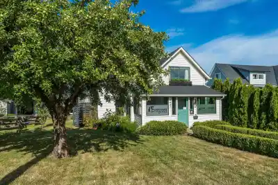 4827 216A STREET, Langley BC V3A 2N6