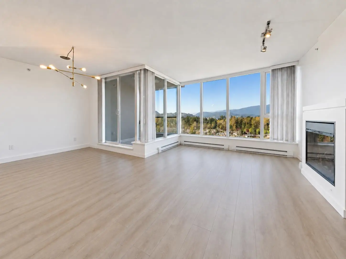 1603 651 NOOTKA WAY, Port Moody BC V3H 0A1