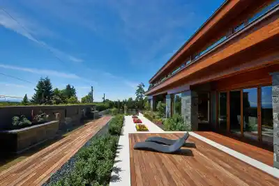 6889 BALSAM STREET, Vancouver BC V6P 5W9