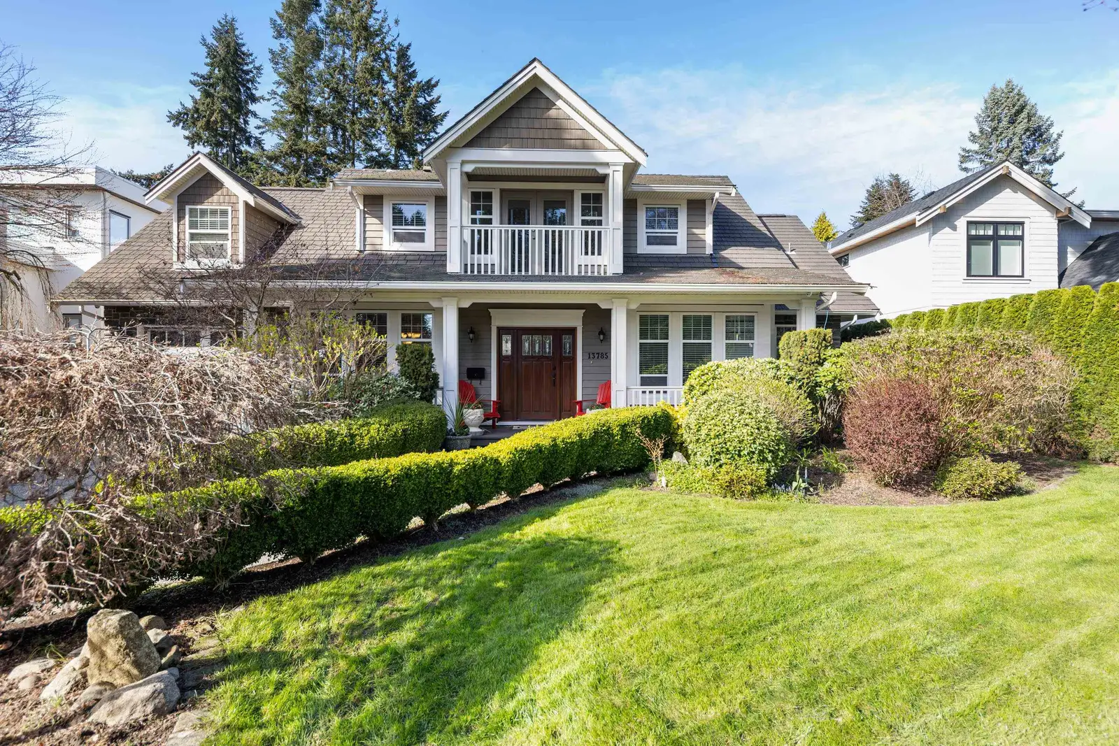 13785 MARINE DRIVE, White Rock BC V4B 1A3