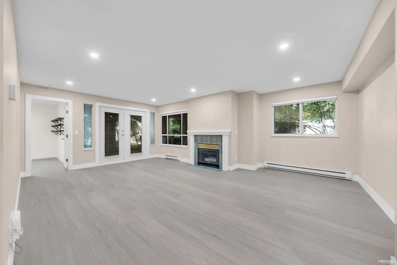 107 515 WHITING WAY, Coquitlam BC V3J 7W9