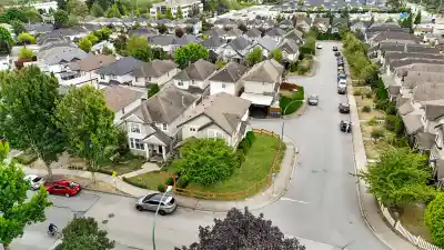 14850 57 AVENUE, Surrey BC V3S 8W3