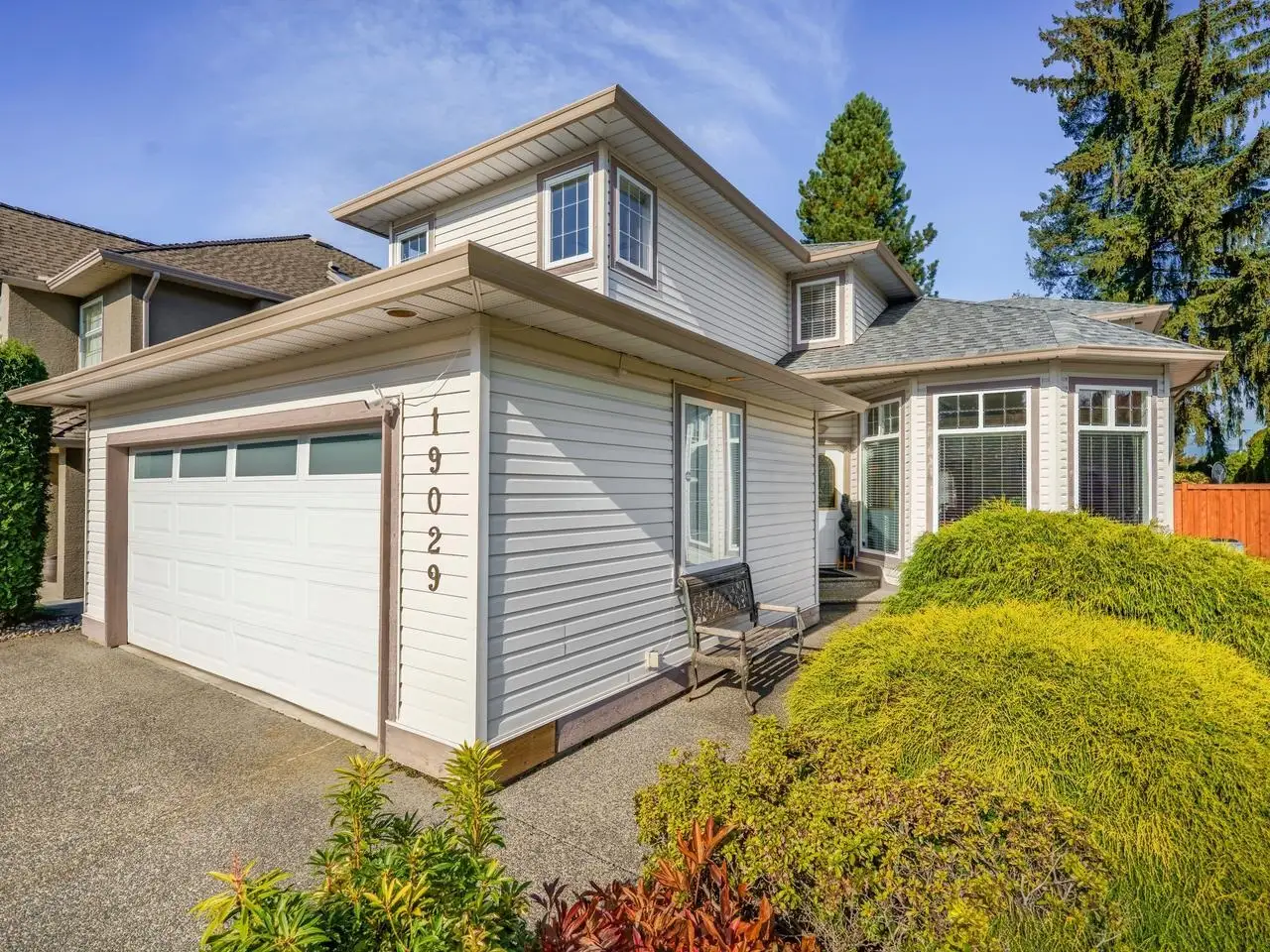 19029 118B AVENUE, Pitt Meadows BC V3Y 2L2